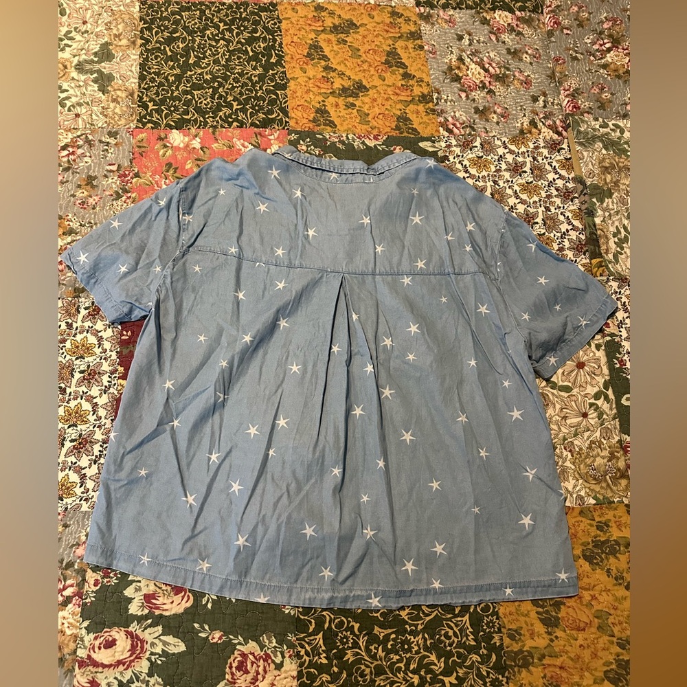 Denim Star short sleeve button up shirt. Size XL - Picture 7 of 7
